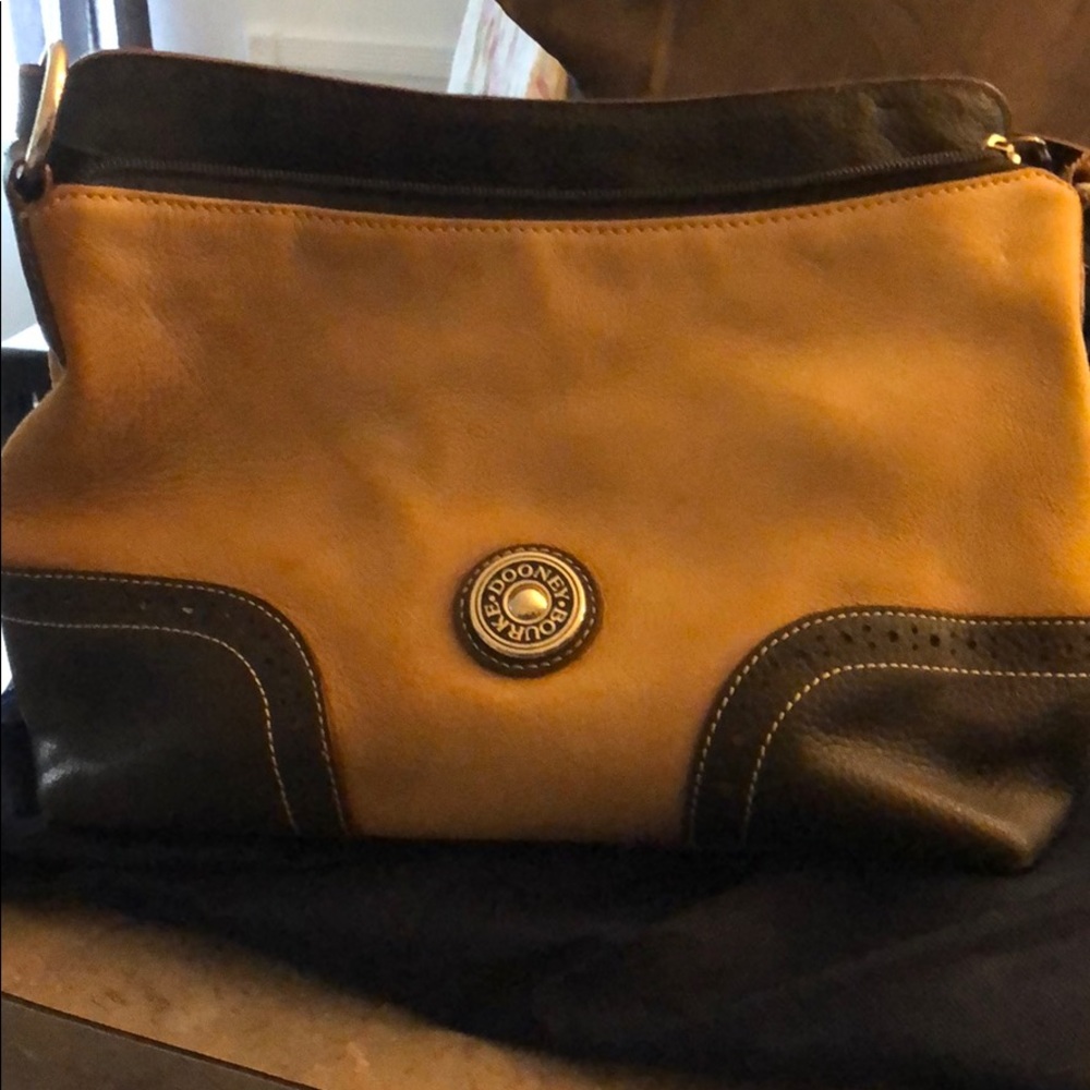 Dooney & Bourke purse